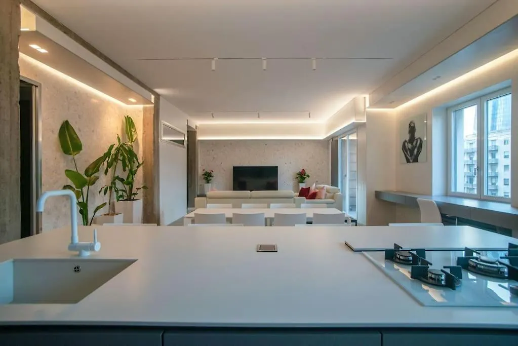 Repubblica Lux Apartment Milan