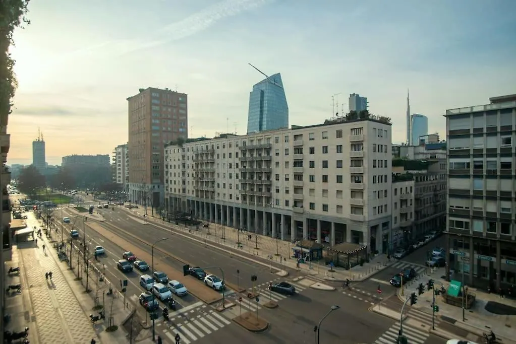 Repubblica Lux Apartment Milan